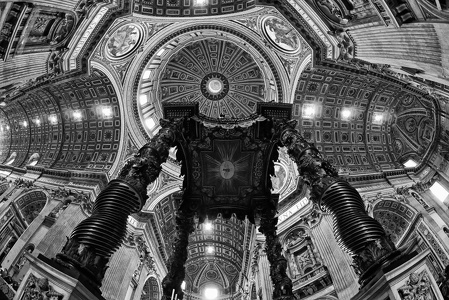 Cupola of St. Peter's Basilica - Die Kuppel des Petersdoms