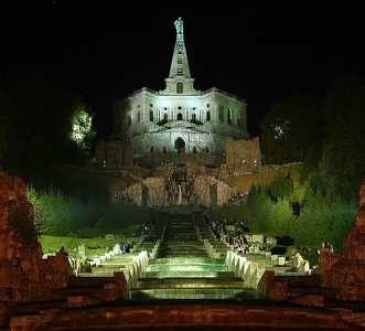 Herkules Kassel bei Nacht