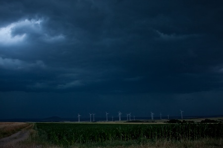 heranziehendes Gewitter ...